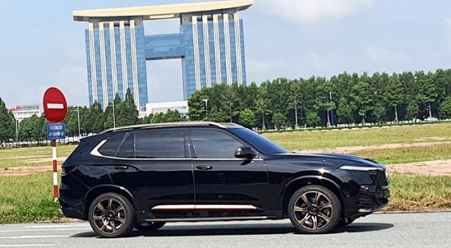 Than xe VinFast President V8 SUV - Bảng giá xe VinFast Chevrolet tháng 11/2020 cùng những ưu đãi mới nhất
