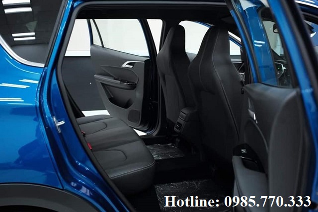 noi-that-o-to-dien-vf-e34-moi-nhat-2.jpg