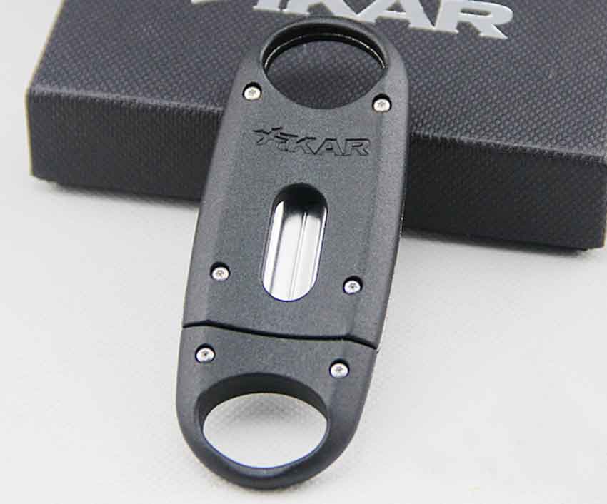 Mặt sau dao cắt cigar Xikar 155BK