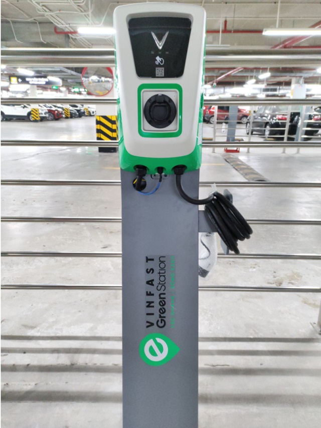 He thong tram sac xe dien VinFast se phu khap toan quoc 3 - Hệ thống trạm sạc xe điện VinFast sẽ phủ khắp toàn quốc He thong tram sac xe dien VinFast se phu khap toan quoc 3 - Hệ thống trạm sạc xe điện VinFast sẽ phủ khắp toàn quốc