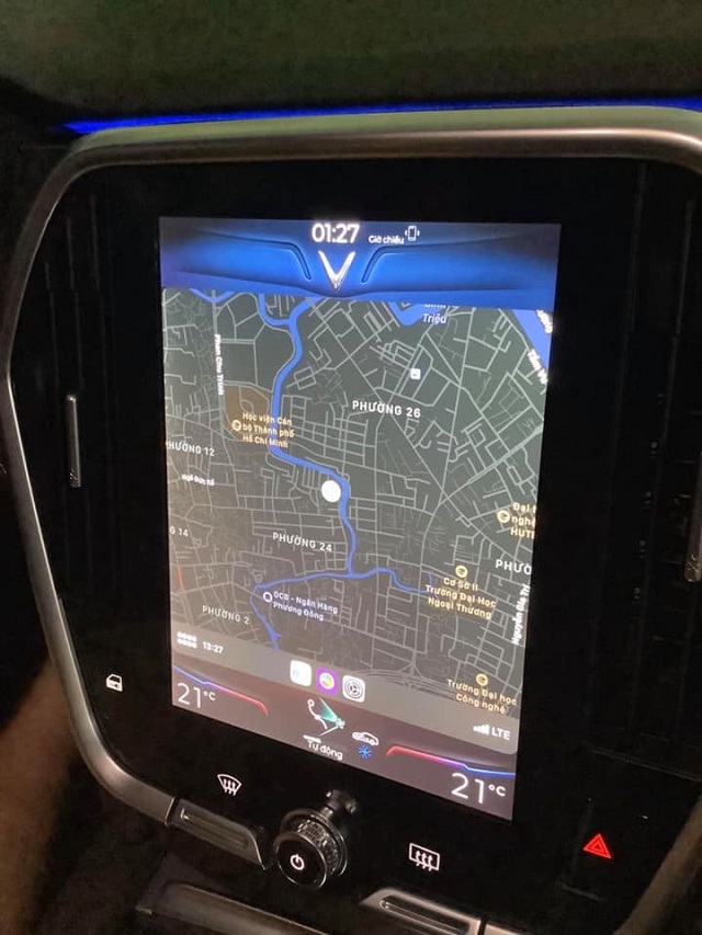 Nang-cap-Apple-Carplay-cho-VinFast-Lux-tai-nha-trong-not-nhac-3.jpg